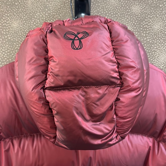 🔥🔥🔥NEW Aritzia Super Puff Down Coat Jacket - Picture 6 of 12